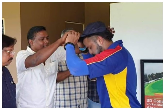 WATCH - Sreesanth Receives Kerala Cap in Presence of Teammates; Posts Video Online