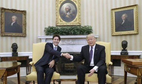 El primer ministro de Canadá, Justin Trudeau, y el presidente de los Estados Unidos, Donald Trump, se reunieron en la ciudad de Washington para tratar el futuro de sus acuerdos comerciales y sobre la inmigración.