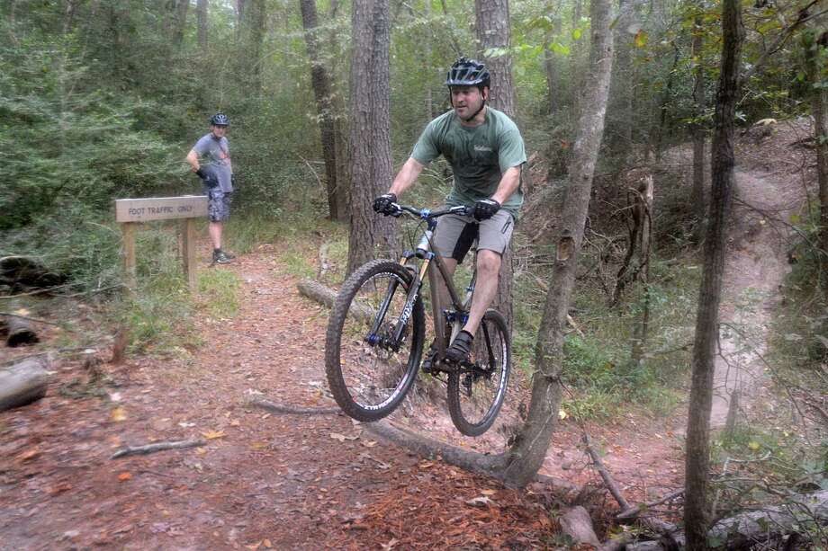 mountain-bike-trails-near-me-with-jumps