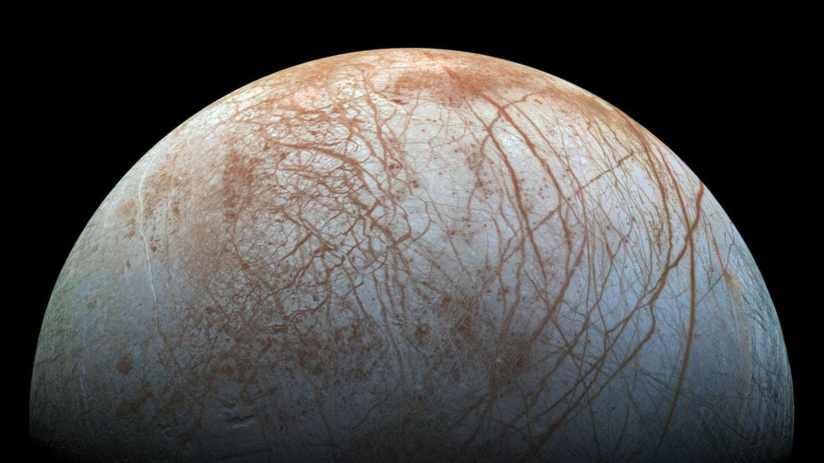 NASA Juno Spacecraft Set to Swoop Crazy Close to Jupiter Moon Europa
