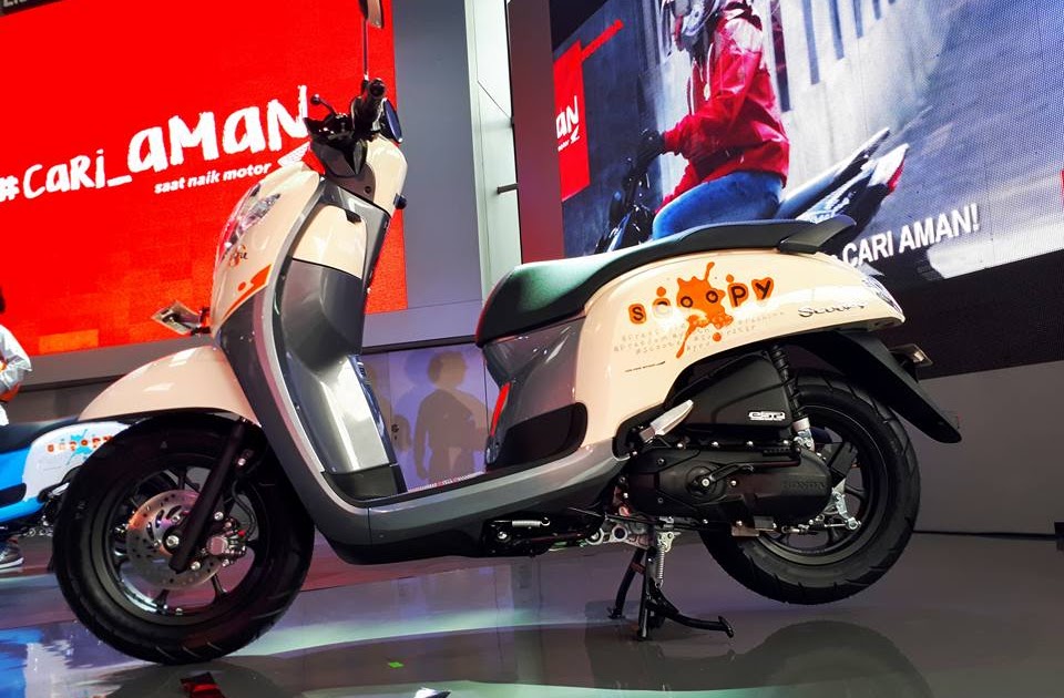 Info 45+ Modifikasi Scoopy 2017 Warna Cream