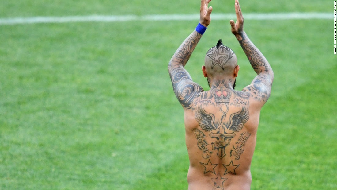 Pulisic Back Tattoo - 55 Amazing Christian Shoulder Tattoos / See more