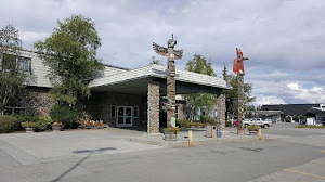 Coast Inn at Lake Hood