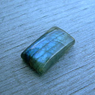 labradorite cabochon blue