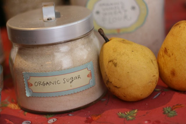 organic sugar, pears