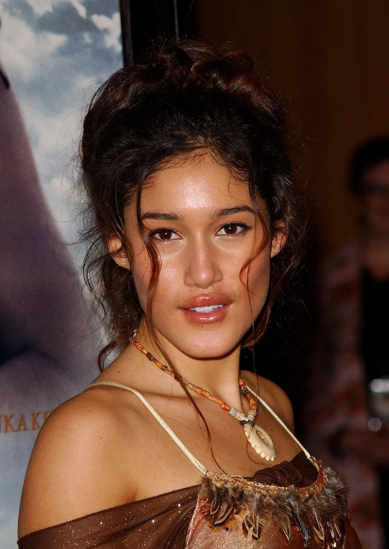 19 Amazing Images Of Qorianka Kilcher Irama Gallery