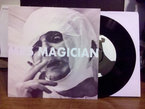 Mrs Magician - There Is No God 7"