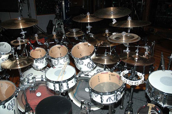 Mike Portnoy: The equipment of Mike Portnoy