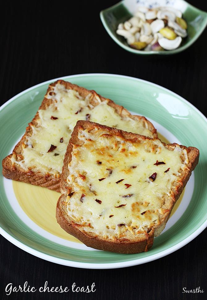 Garlic cheese toast recipe | Cheese garlic bread recipe on tawa & oven