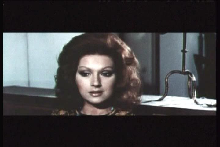 Helga Liné as the Countess