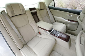 Leopaul S Blog New Toyota Crown Majesta Urs206 Uzs207