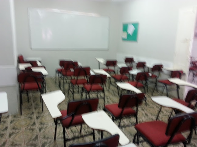 Escola de Enfermagem Menino Jesus - Natal