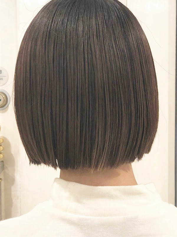 ユニーク 髪型 ボブ ストレート 切りっぱなし 人気 髪型