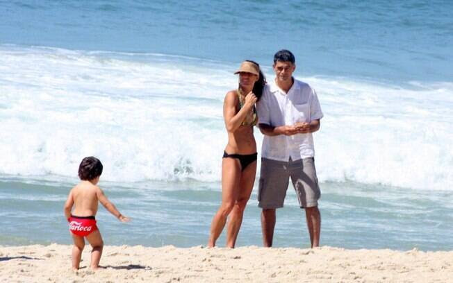 familia safada flagras na praia familia safada flagras na praia