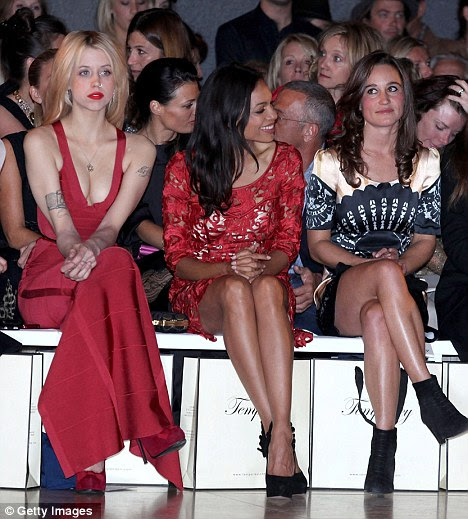 http://i.dailymail.co.uk/i/pix/2011/11/14/article-2061449-0DFD419300000578-455_468x519.jpg