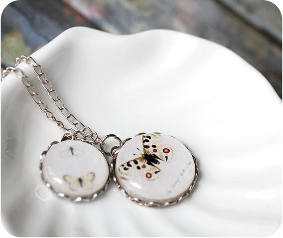 Butterfly necklace - Shabby chic - Necklace chain - White butterfly - Gift for her - Free shipping / N06
