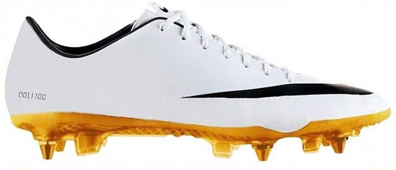 white and gold cr7