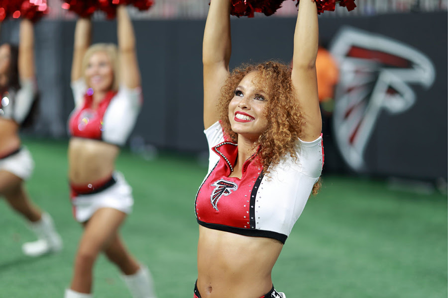 Atlanta Hawks Cheerleader Porn | xNakedxPornx