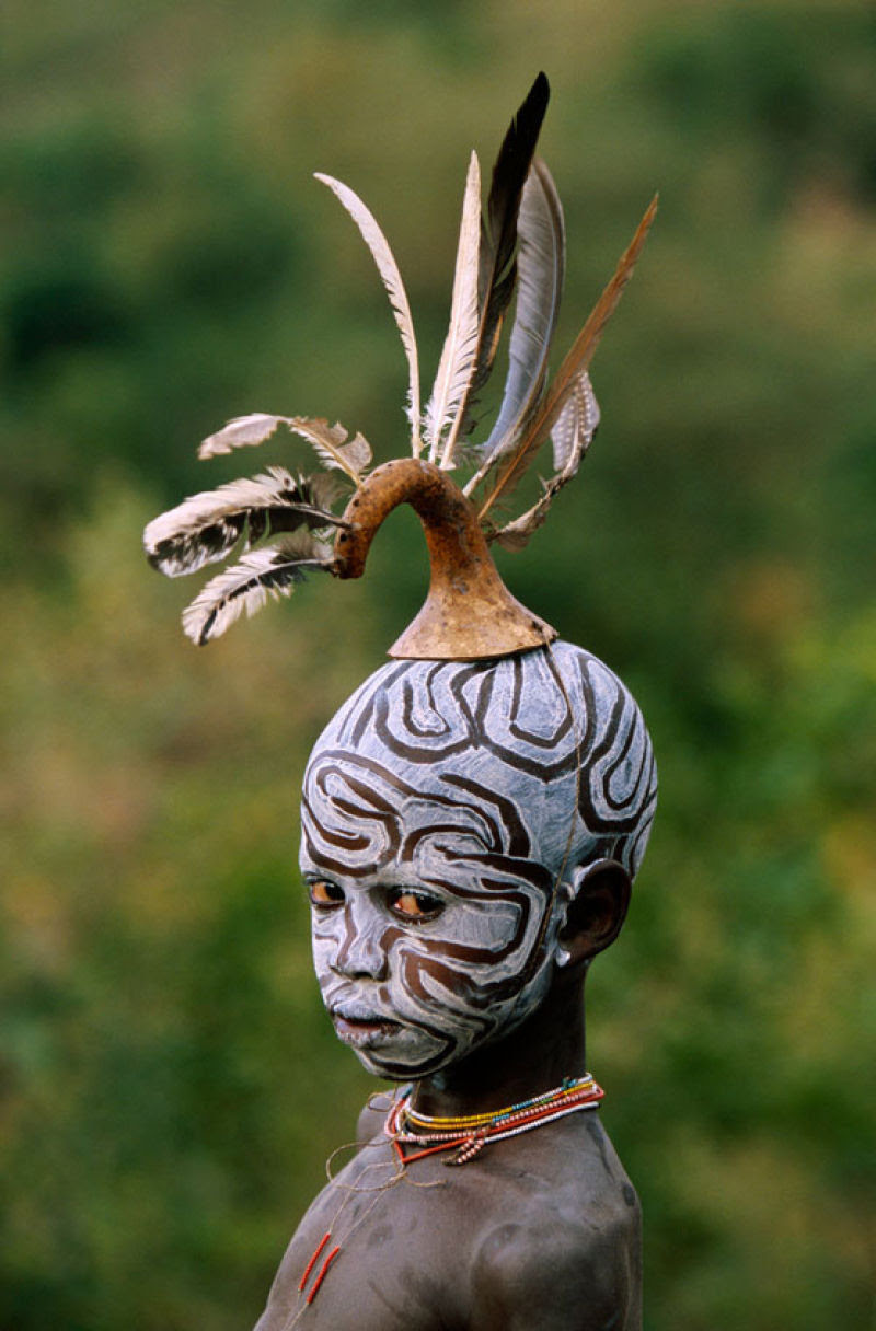 A beleza das Tribos Surma e Mursi, uma cultura em perigo, no sul de Etiópia 10