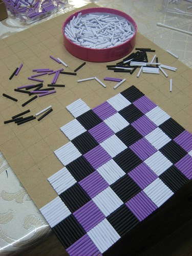 Quilled checkerboard