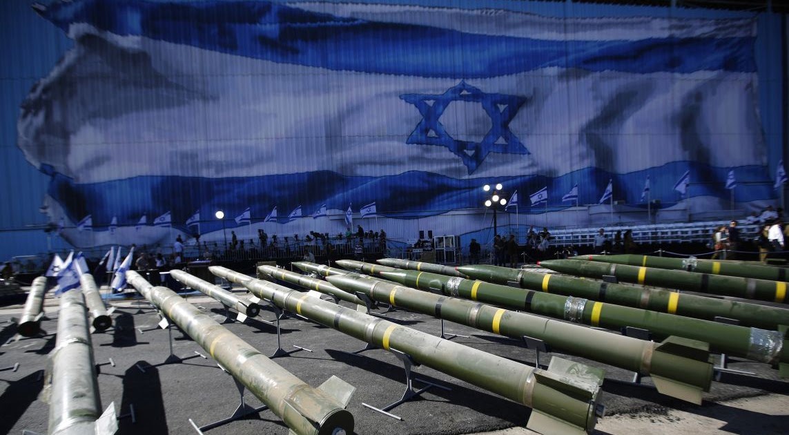 Военная мощь израиля. Ядерное оружие Израиля. Противокорабельный ракетный комплекс Blue Spear 5g SSM. Ракета Габриэль 5 противокорабельная.