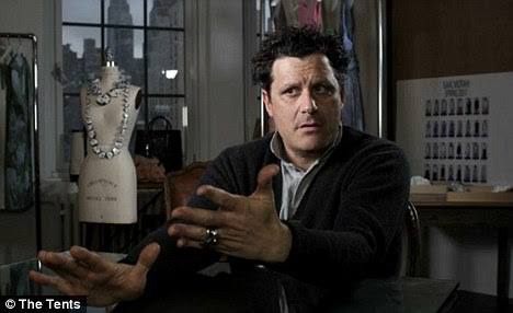 http://i.dailymail.co.uk/i/pix/2011/08/01/article-0-0D41B19900000578-359_468x286.jpg