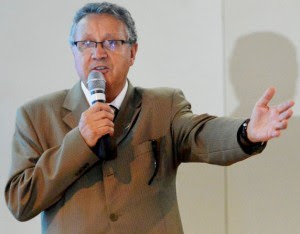 nunes2