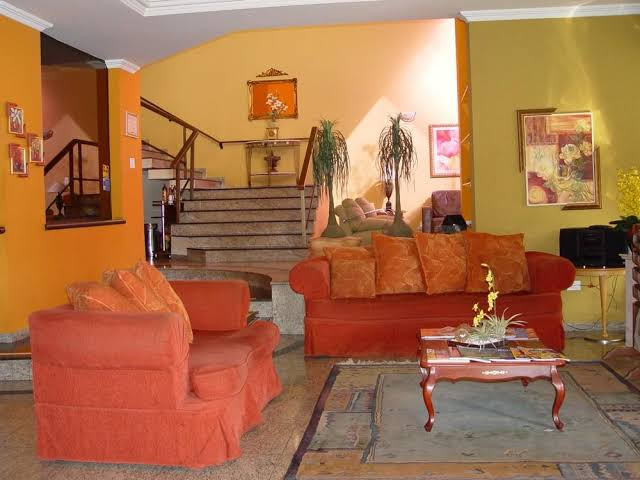 Horário de funcionamento de Hotel Metropolitan