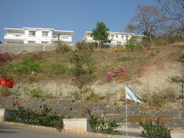 Paranjape Schemes' Forest Trails Township of Independent Bungalows, 2 BHK & 3 BHK Premium Apartments, 1 BHK & 2 BHK Smart Homes, near Manas Lake, on Paud Road, at Bhugaon, Pune 411 042, on 19th February 2012
