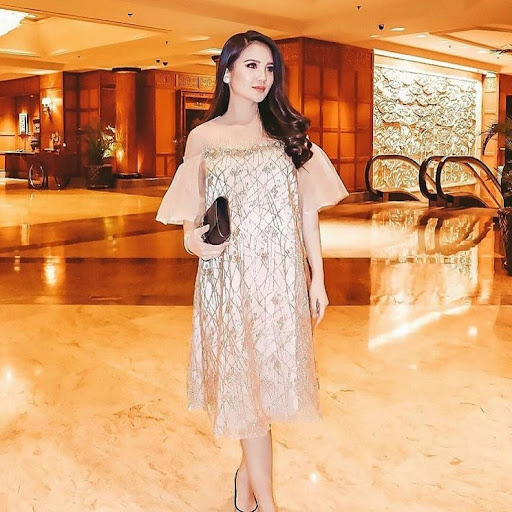 Dress Brokat Untuk Orang Gemuk - 30+ Model Kebaya Untuk Orang Gemuk