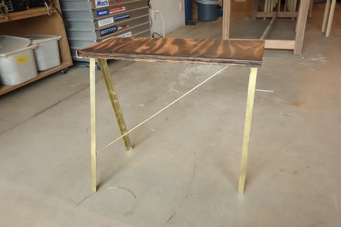 テーブル Diy グラグラ 補強 方法