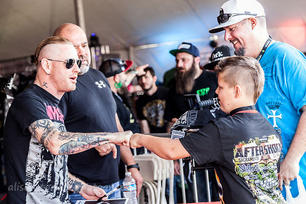 Corey Taylor signing