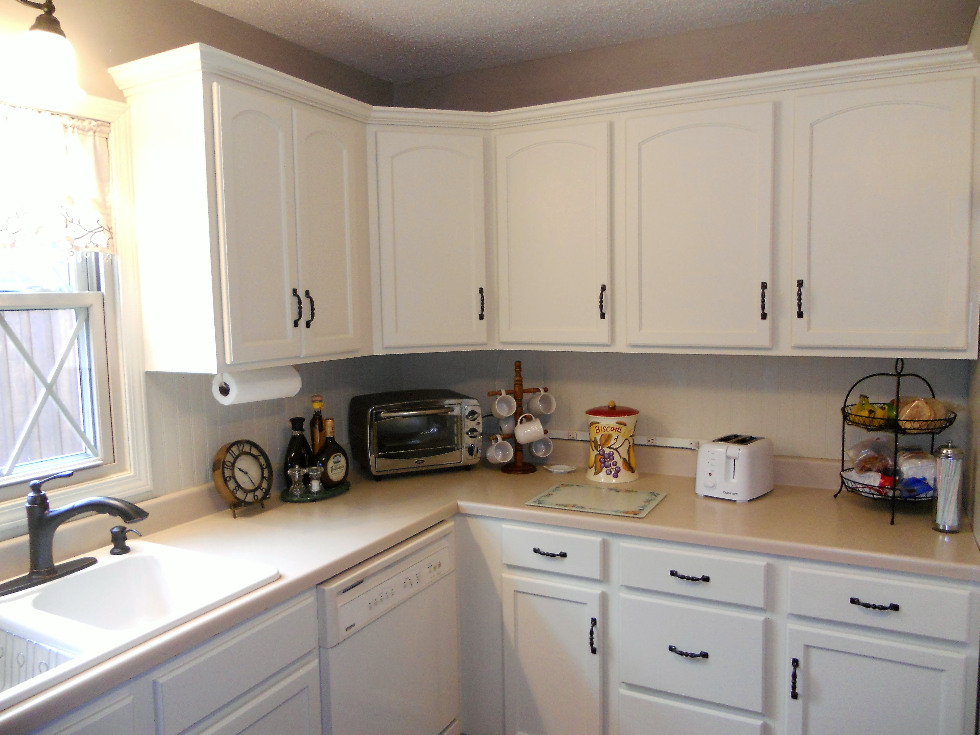 How to refinish kitchen cabinets â€