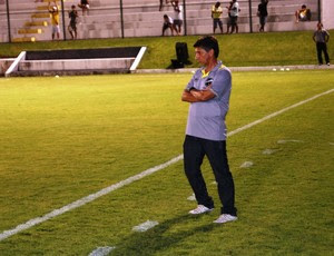 Paulo Porto, técnico do ABC (Foto: Augusto Gomes) Paulo Porto, técnico do ABC (Foto: Augusto Gomes)