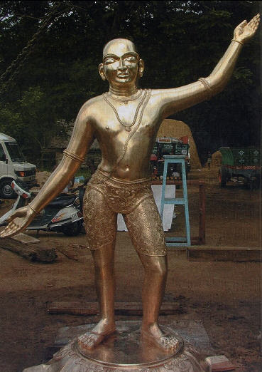 The casting of each deity was performed strictly according to astrological calculations