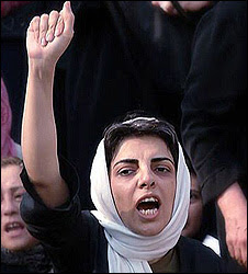 Parvin Ardalan, women's rights activist (Photo: kossoof.com)
