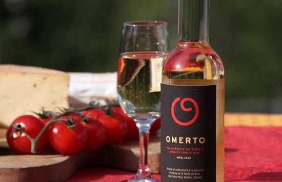 perierga.gr - Οινοποιός παρασκευάζει κρασί από... ντομάτες!