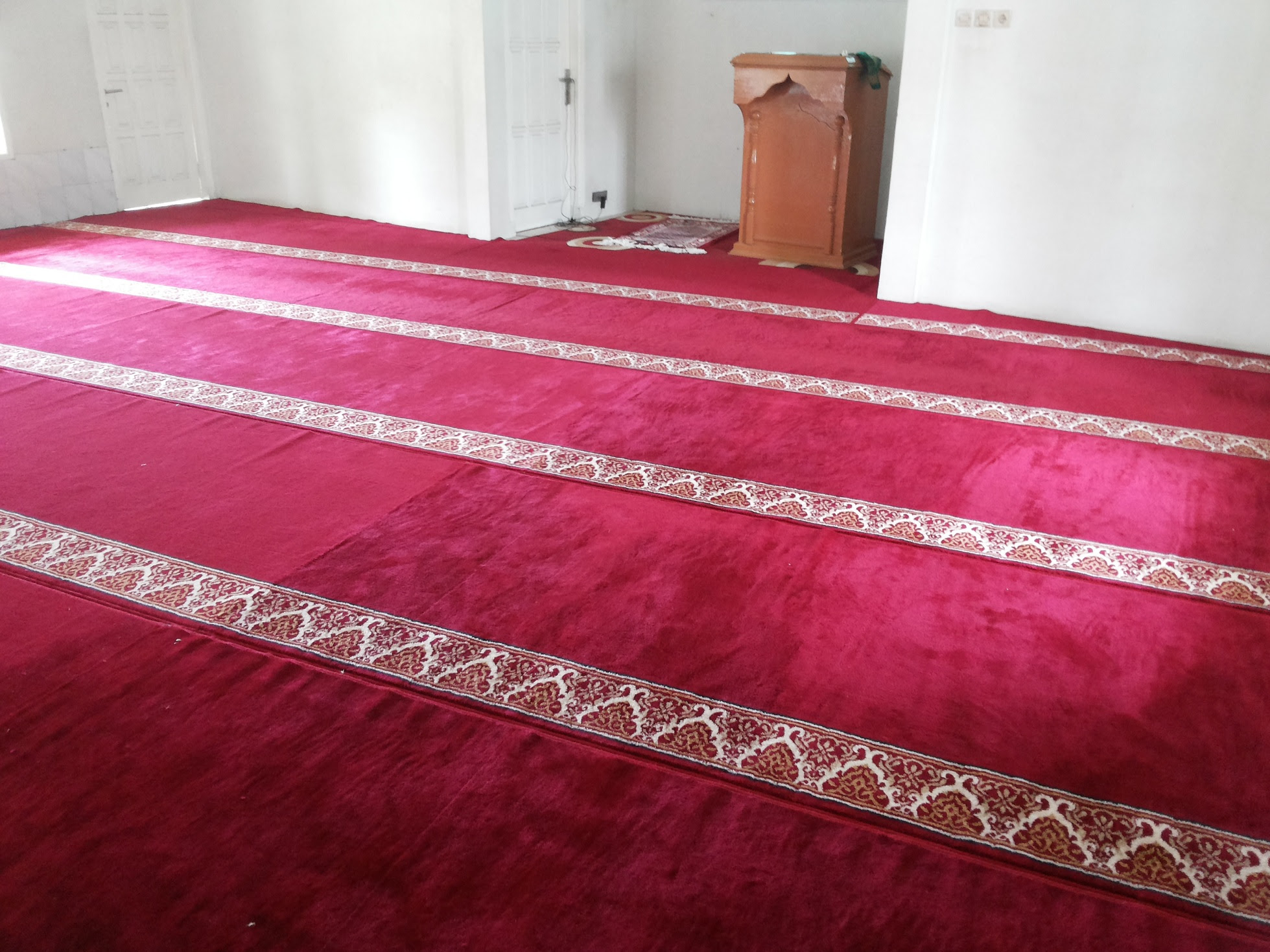 Tips Memasang Karpet Sajadah Decorindo Perkasa
