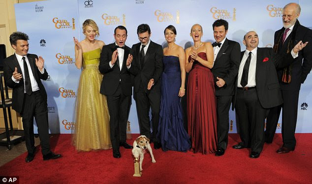 http://i.dailymail.co.uk/i/pix/2012/01/16/article-2087175-0F7A6BDC00000578-115_634x373.jpg