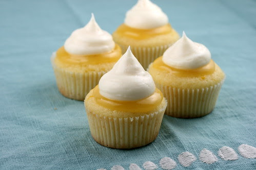 Lemon Meringue Cupcakes (Martha Stewart)