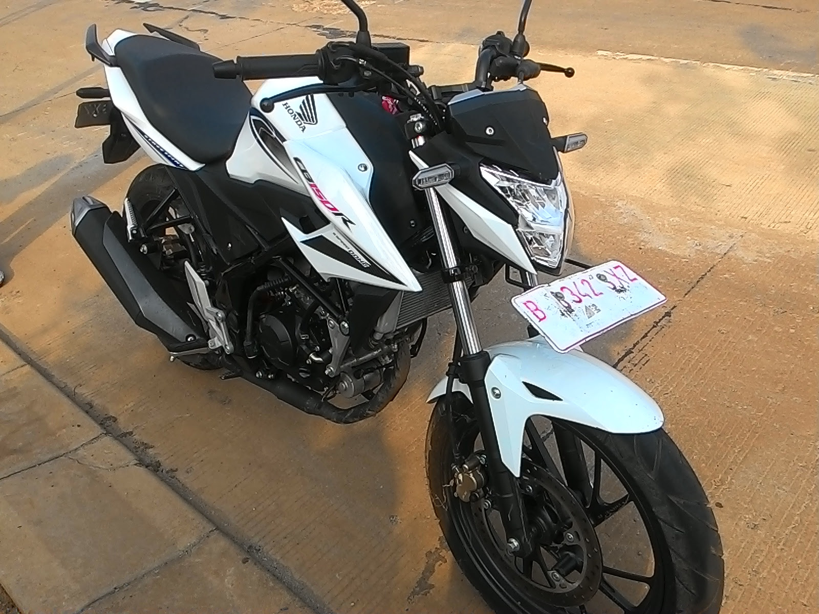 102 Modifikasi Motor All New Cb150r Modifikasi Motor Honda CB Terbaru 102 Modifikasi Motor All New Cb150r Modifikasi Motor Honda CB Terbaru