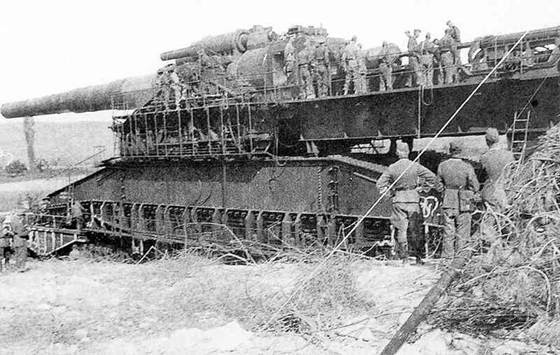image0082 Cañón ferroviario Dora Schwerer Gustav railway gun