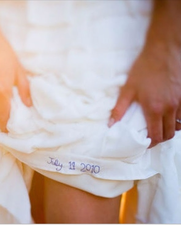 Super cute idea for your something blue :)