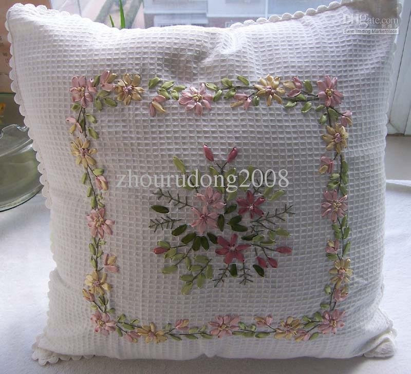wholesale Red ribbon embroidery bags package design random gift