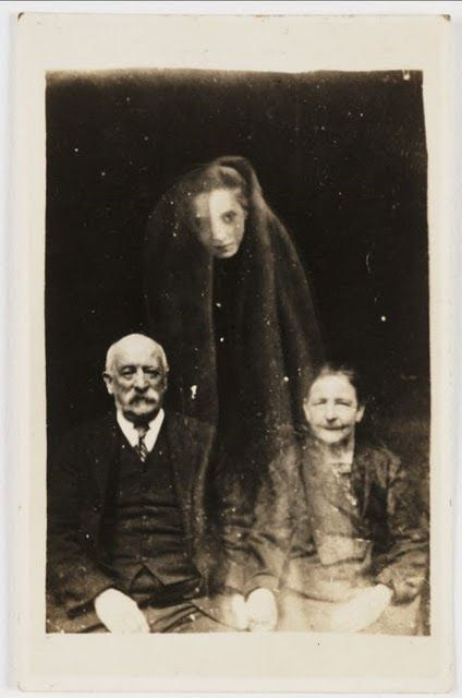 Retro Ghost Photos (22 pics) Retro Ghost Photos (22 pics)