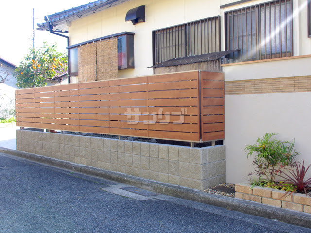 75+ 玄関 リビング 目隠し 建物と家の装飾