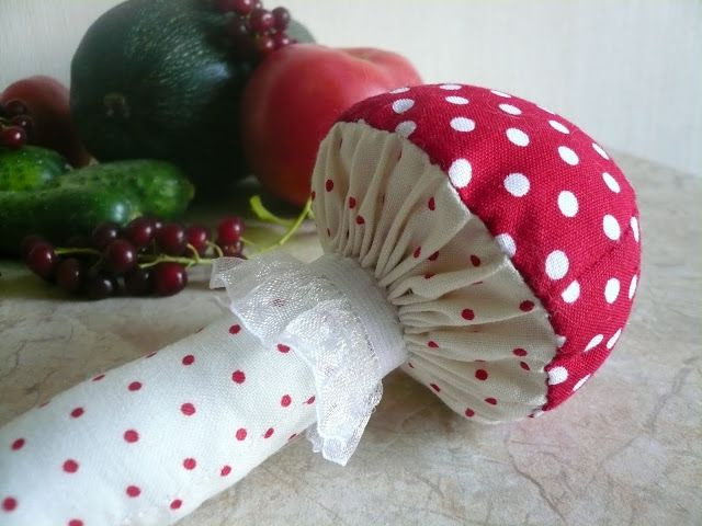 мухомор из ткани