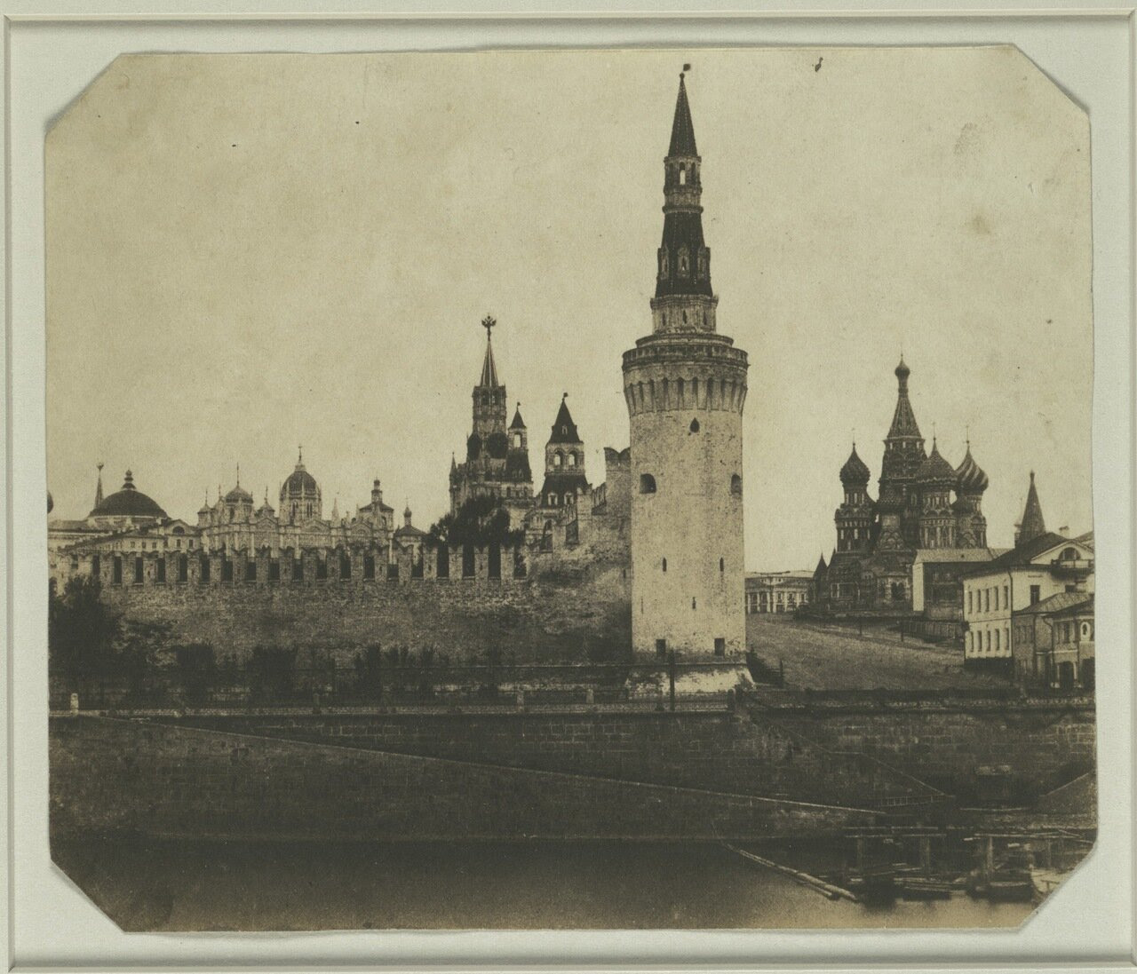 1852. Южная часть Кремля со Старого моста 1852. Южная часть Кремля со Старого моста