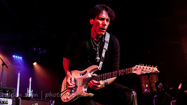 Steve Vai