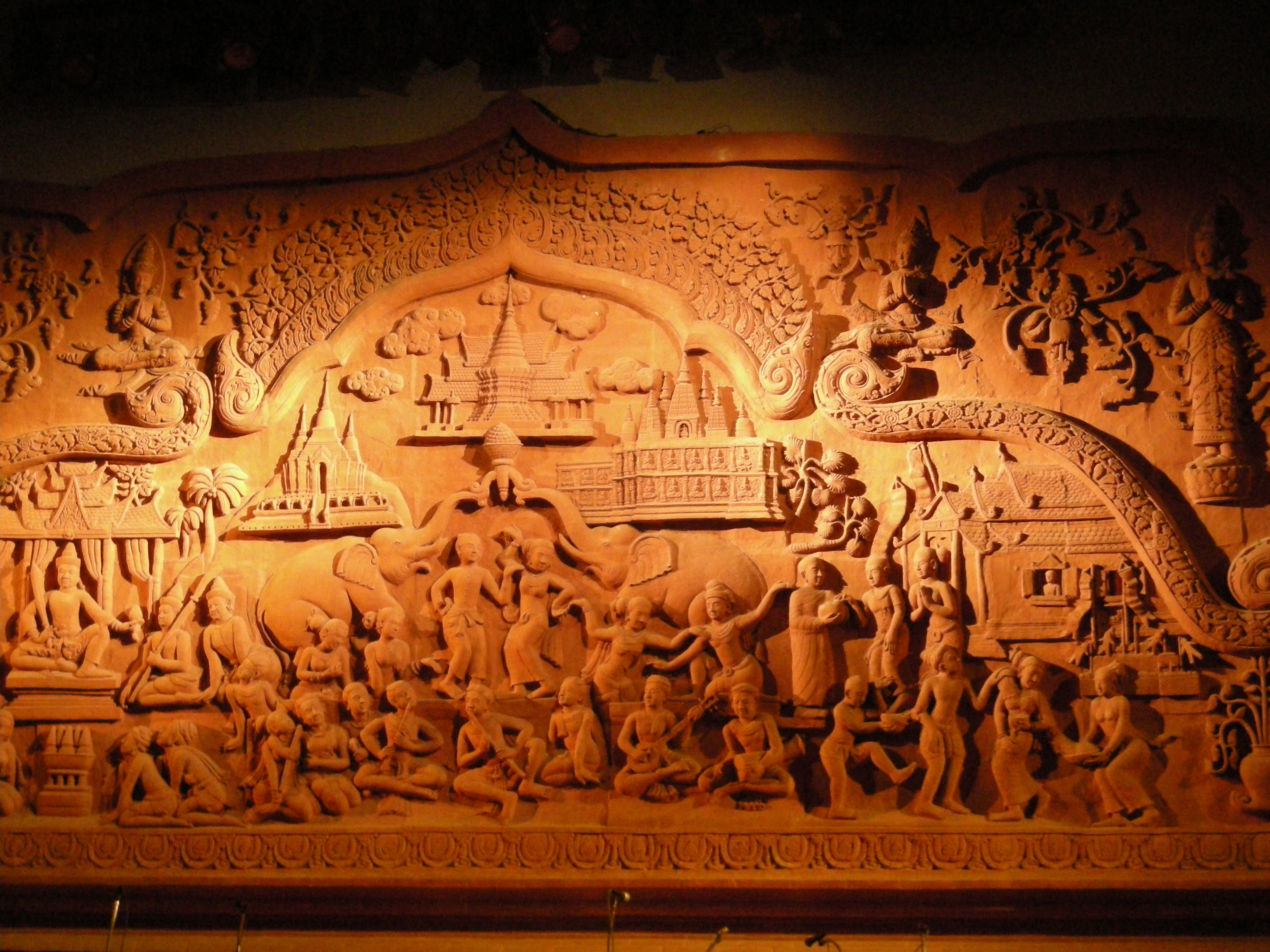 File:Thai wood carving.JPG - Wikimedia Commons